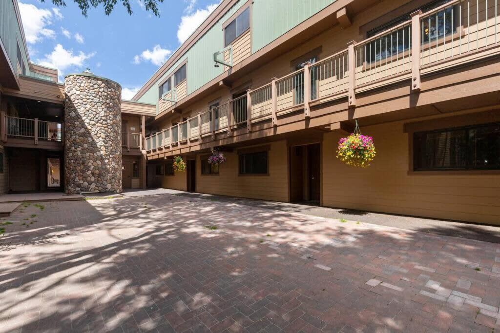 Downtown Chalet Close To Main St With Pool And Hot Tub Breckenridge Ngoại thất bức ảnh